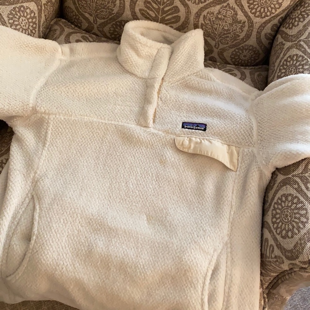 Patagonia pullover. Great condition. Very soft and comfortable.
